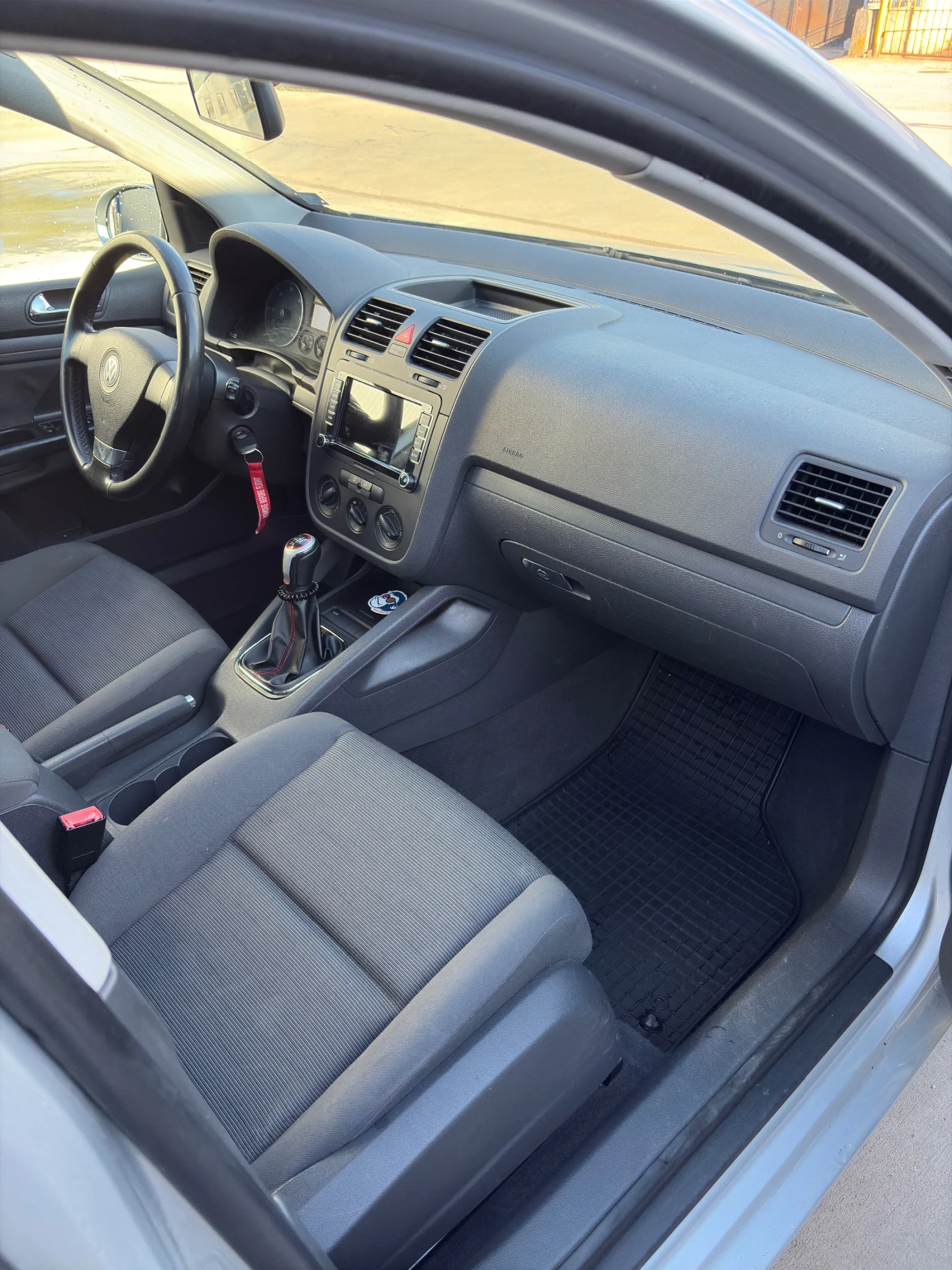 VW Golf  - изображение 7