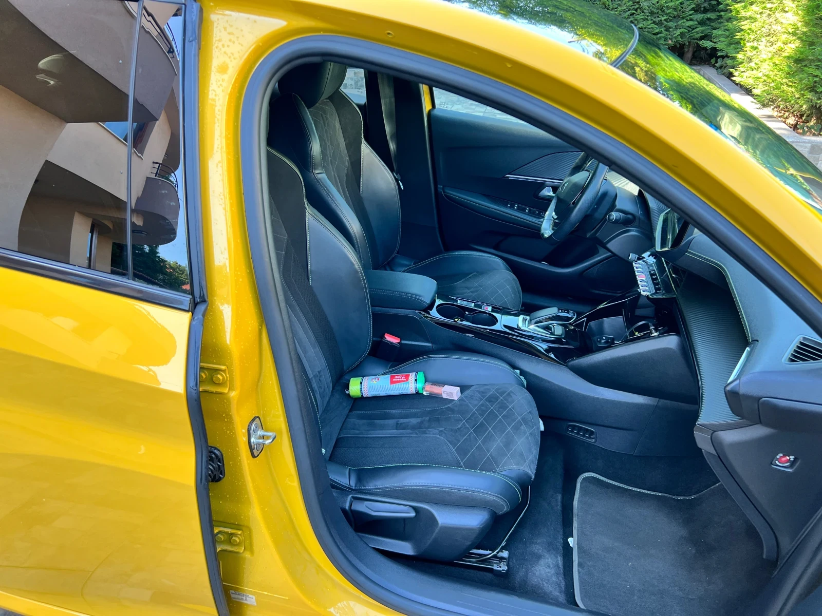 Peugeot 208 E - изображение 6