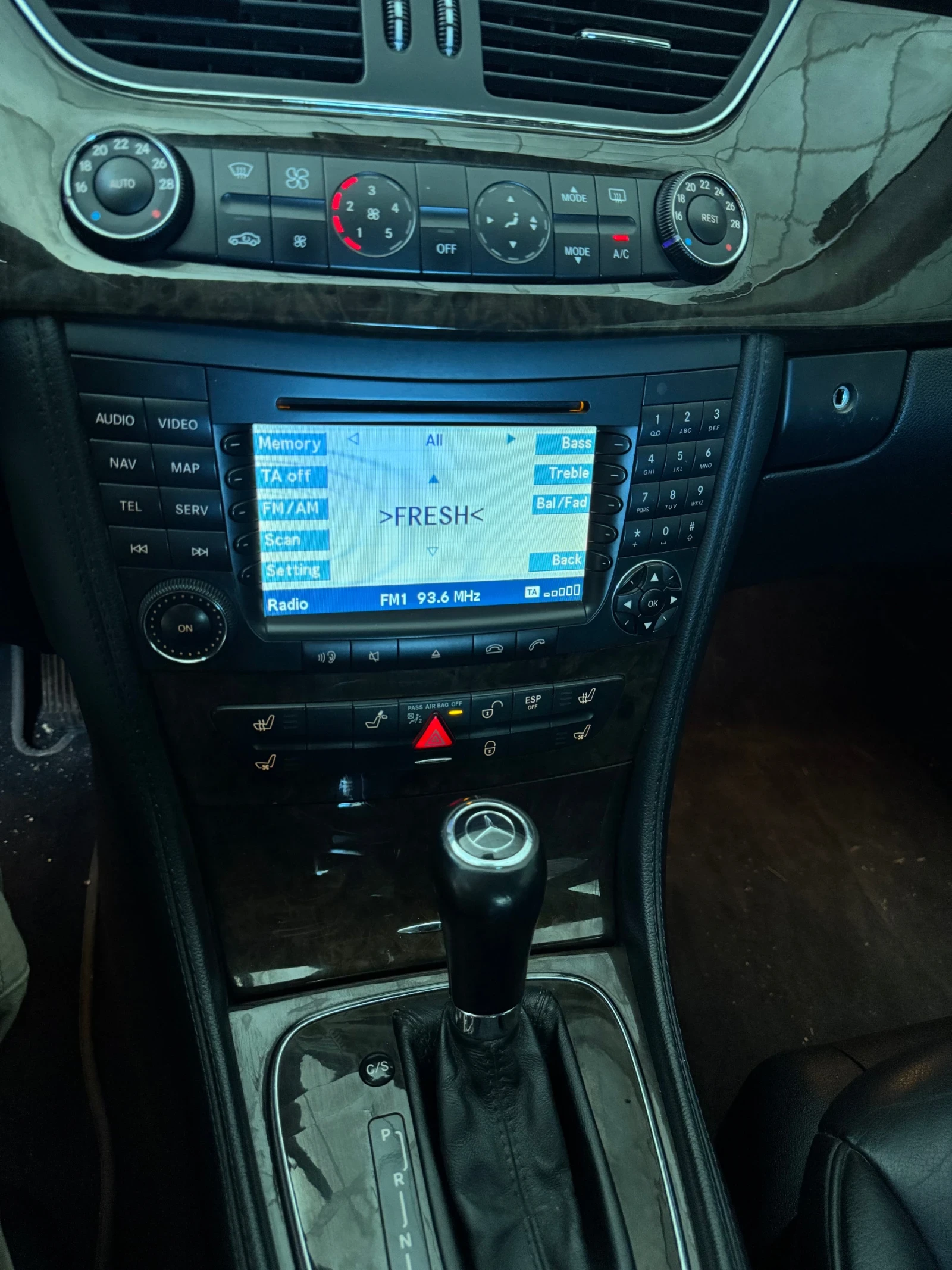 Mercedes-Benz CLS 320  - изображение 9