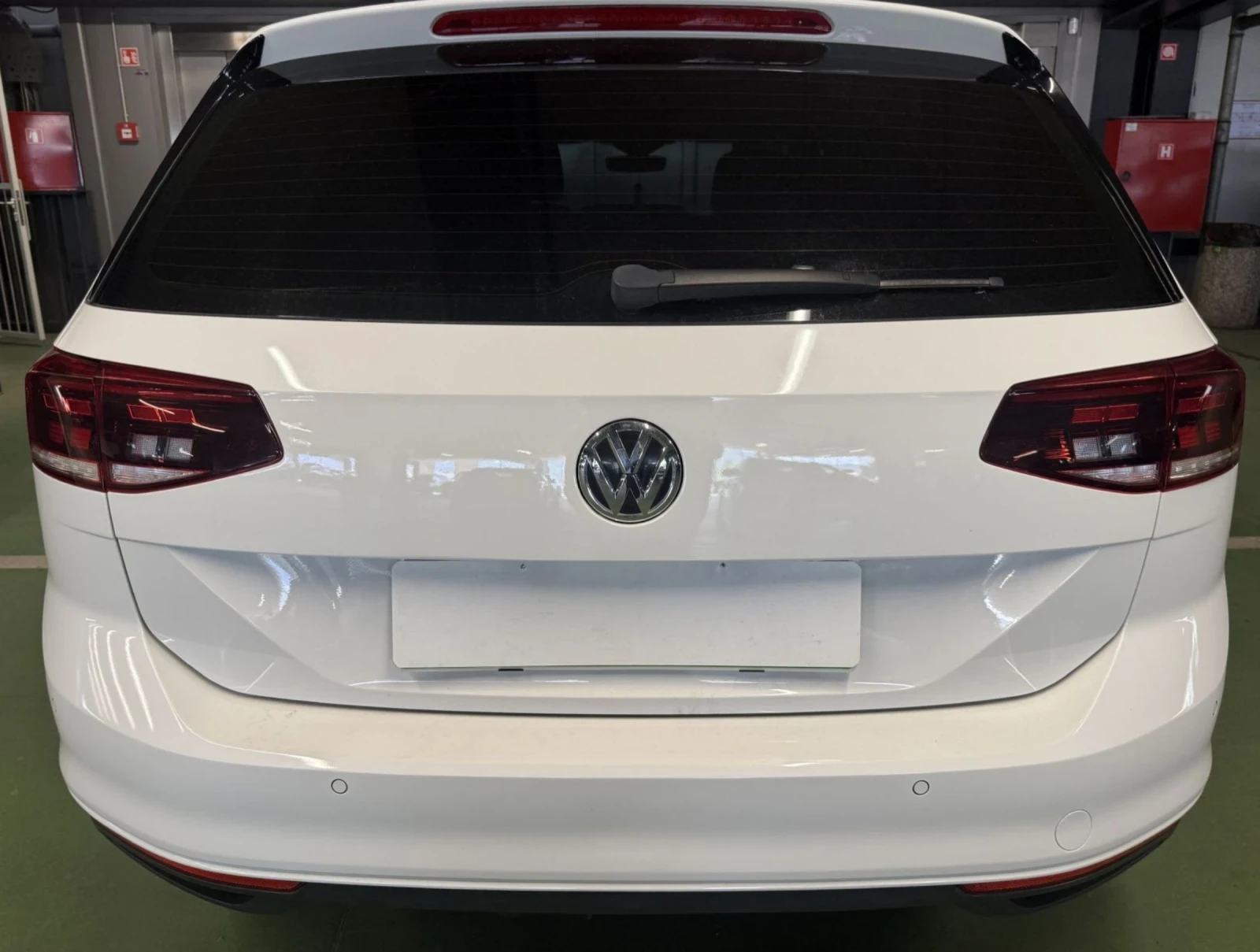 VW Passat 2.0 TDI 110KW.VARIANT.BMT.BUSINESS.LED.NAVI - изображение 6