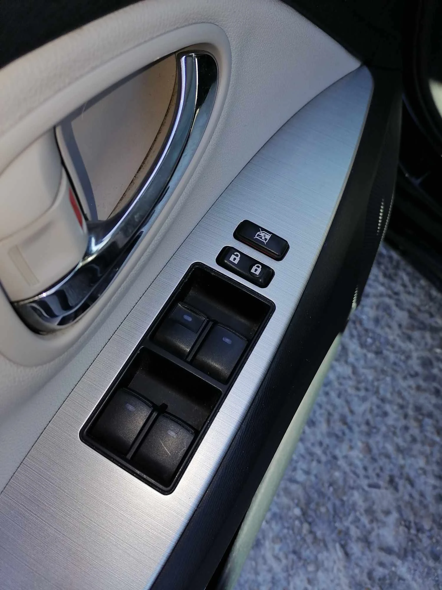 Toyota Avensis D4D 2.2 | Mobile.bg   12