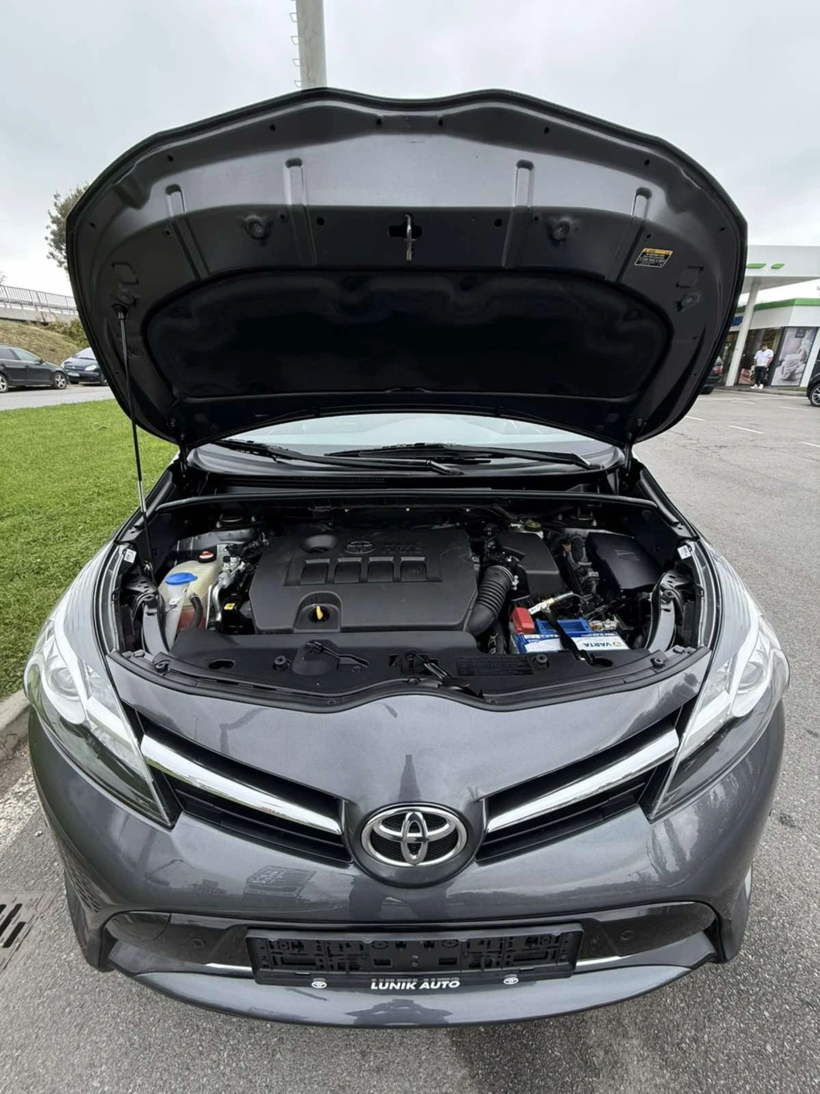 Toyota Corolla verso  68000   | Mobile.bg   14