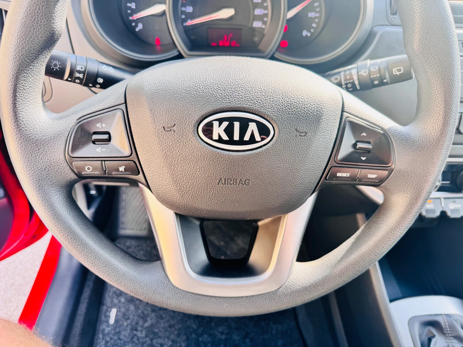 Kia Rio 1.1crdi* *  *  | Mobile.bg   10