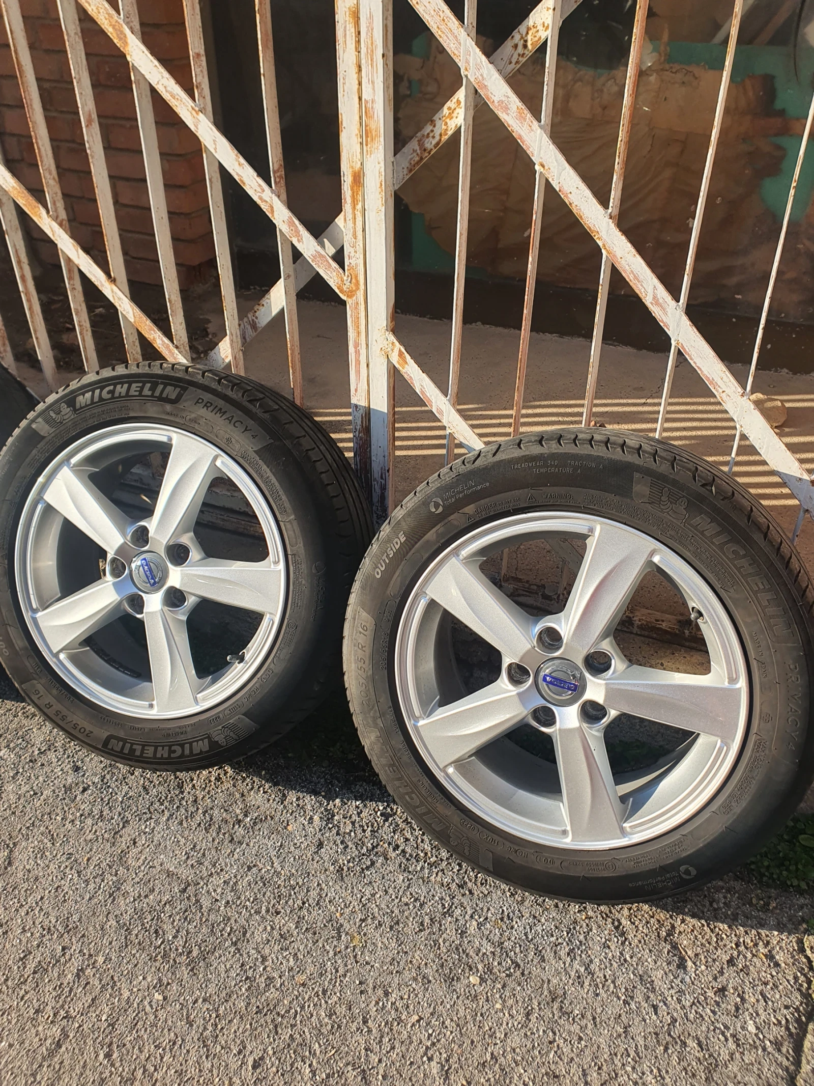 Volvo V40 2.0 TDI  D2, снимка 13 - Автомобили и джипове - 53771827