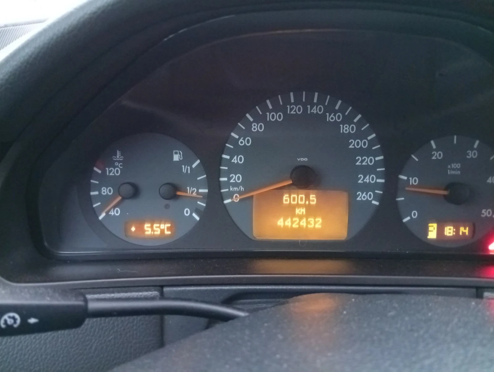 Mercedes-Benz E 320 CDI-Комби, снимка 9 - Автомобили и джипове - 53819189