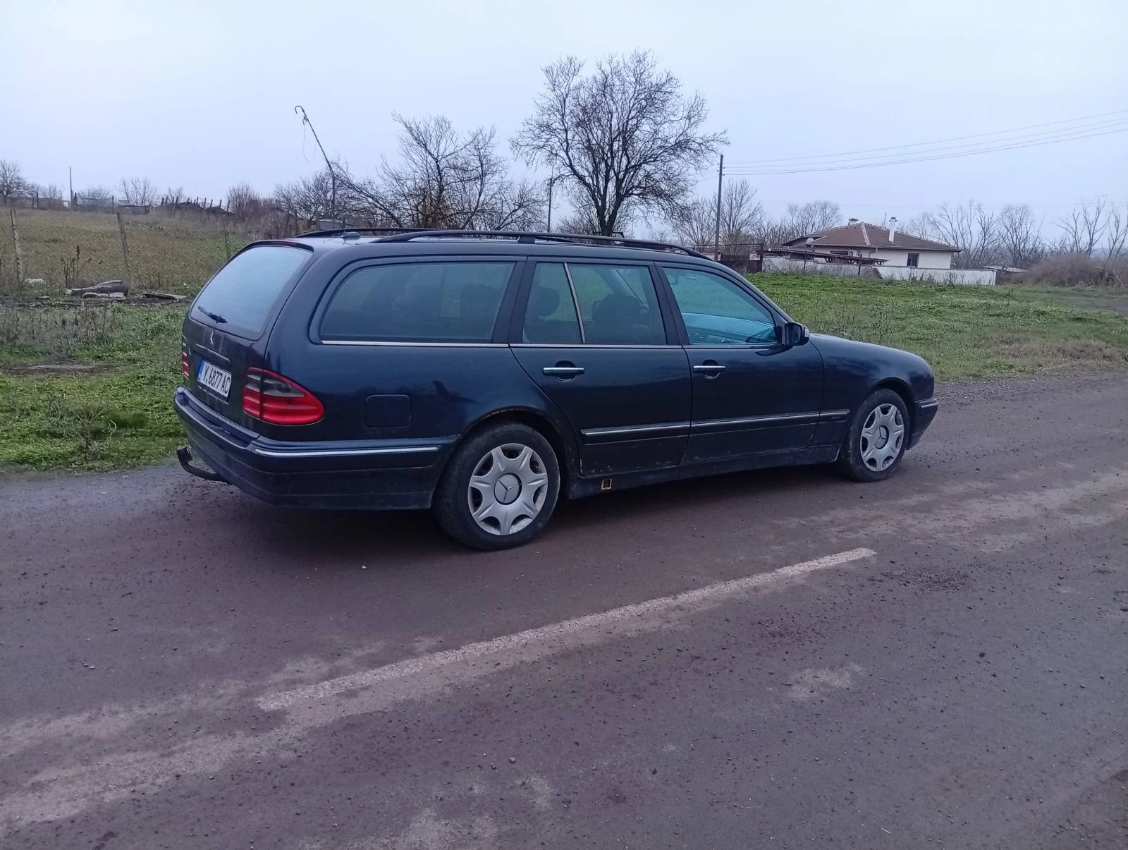 Mercedes-Benz E 320 CDI-Комби, снимка 4 - Автомобили и джипове - 53819189