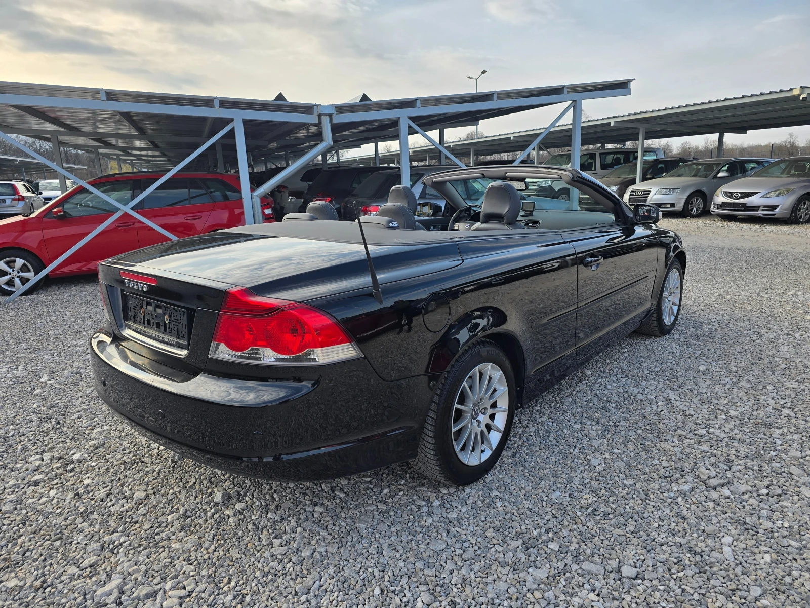 Volvo C70 2.0D KLIMA, снимка 11 - Автомобили и джипове - 53894921