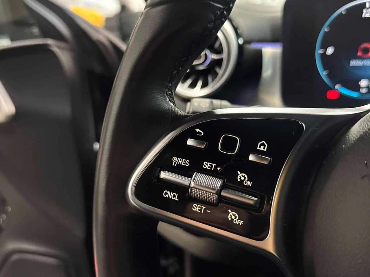 Mercedes-Benz CLA 250 4 MATIC * CARFAX * ���� * KEYLESS * AMBIENT   | Mobile.bg � ����������� 14