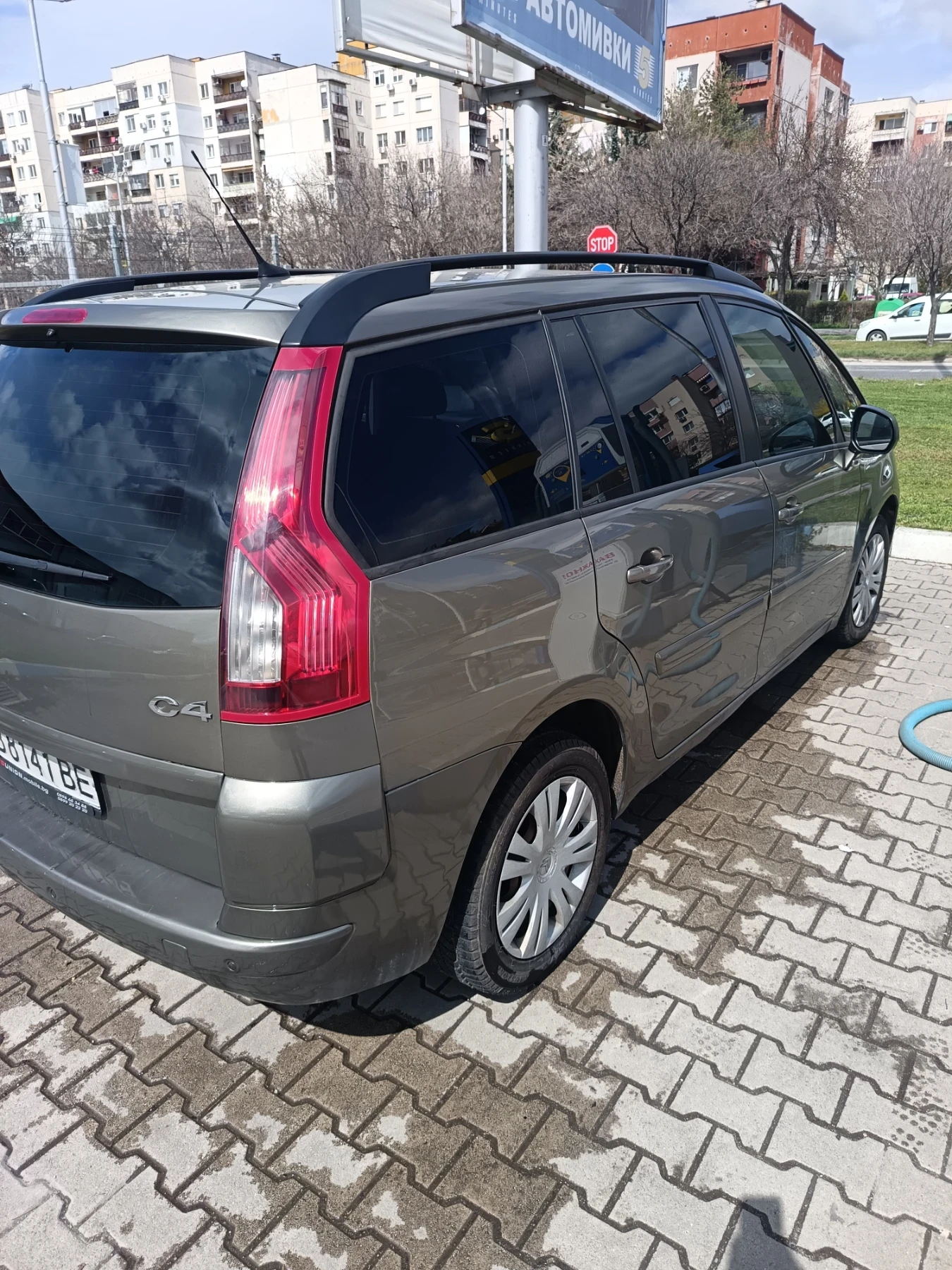 Citroen C4 Picasso, снимка 4 - Автомобили и джипове - 54008349