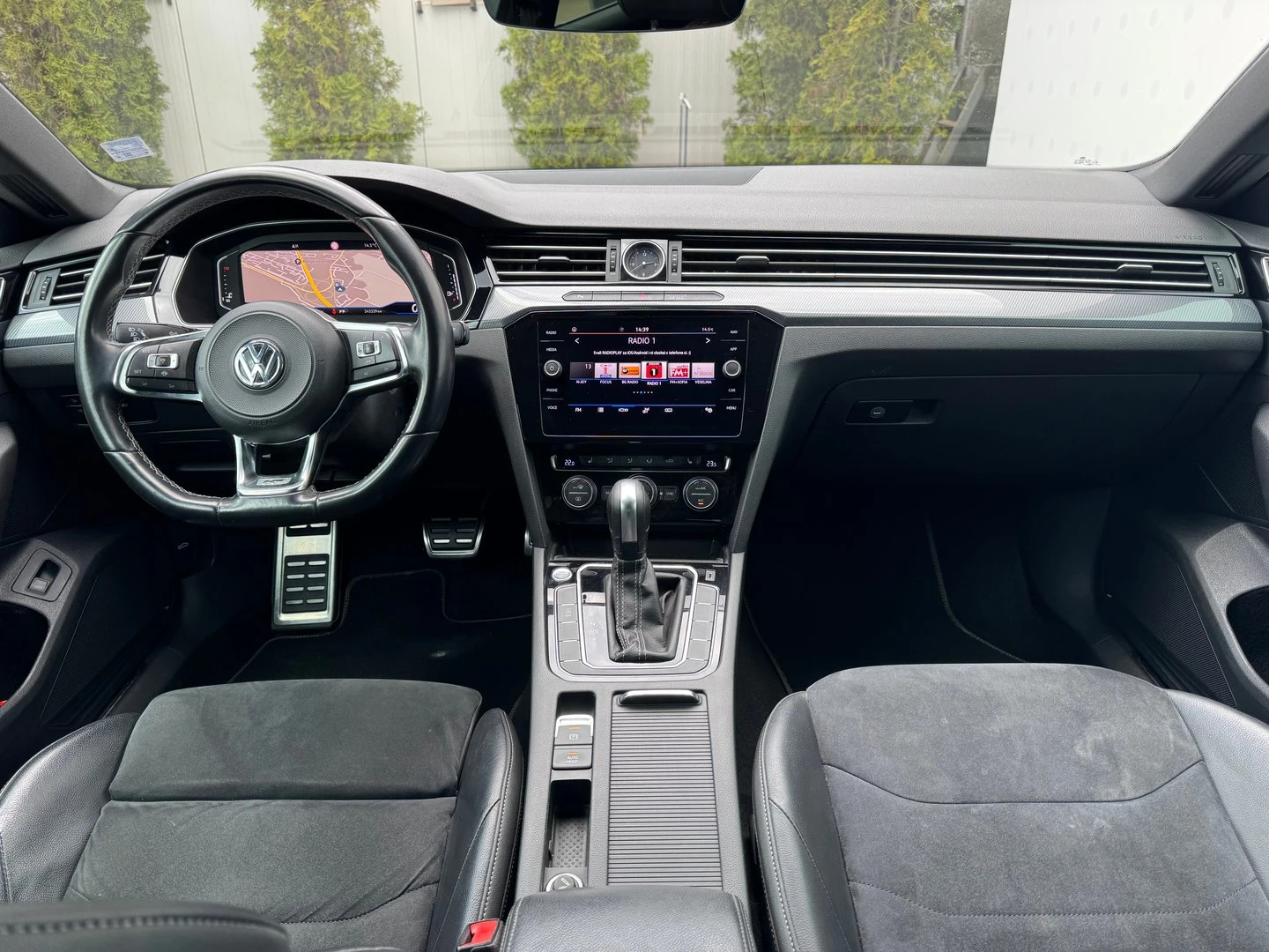 VW Arteon, снимка 8 - Автомобили и джипове - 54626792
