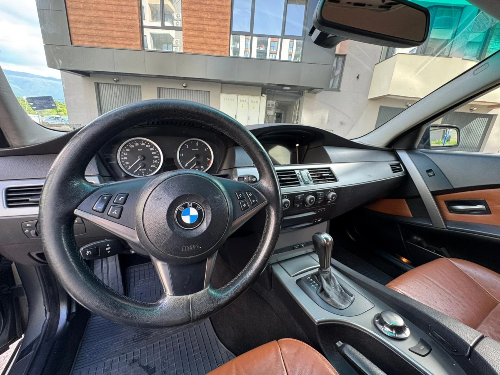 BMW 530, снимка 11 - Автомобили и джипове - 54684083