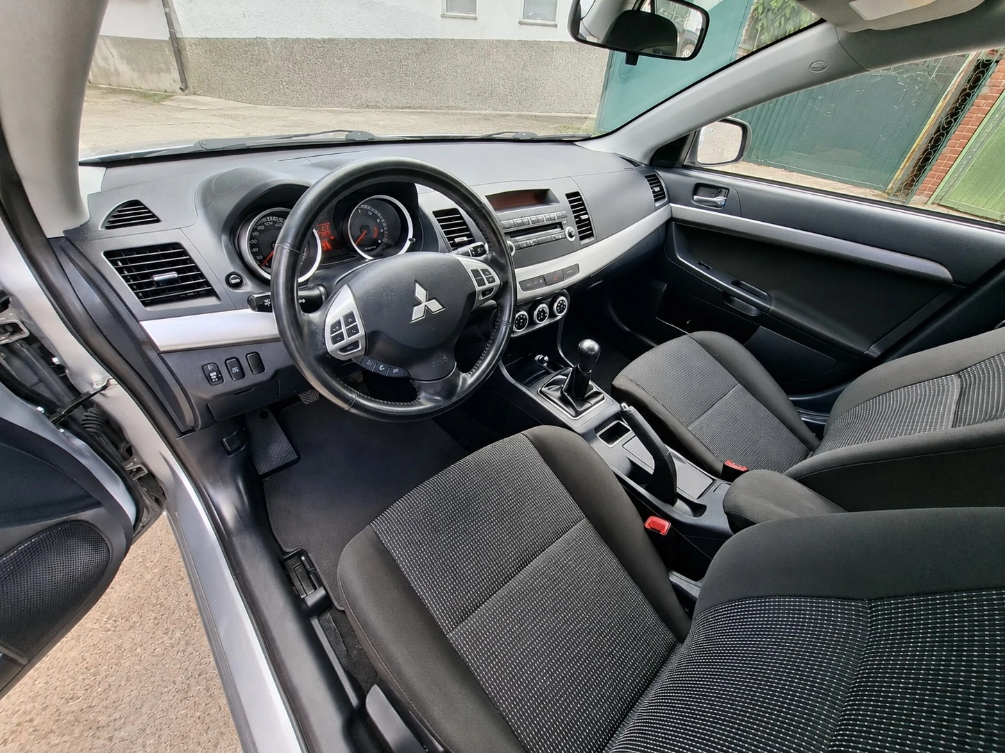 Mitsubishi Lancer 1.8 ������ | Mobile.bg � ����������� 7