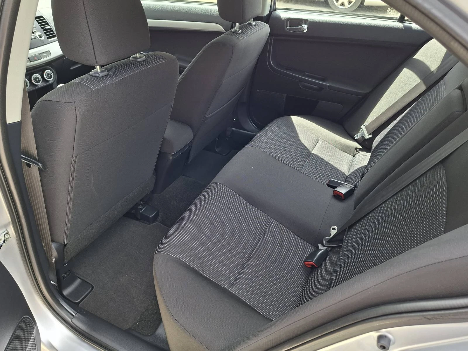 Mitsubishi Lancer 1.8 ������ | Mobile.bg � ����������� 14