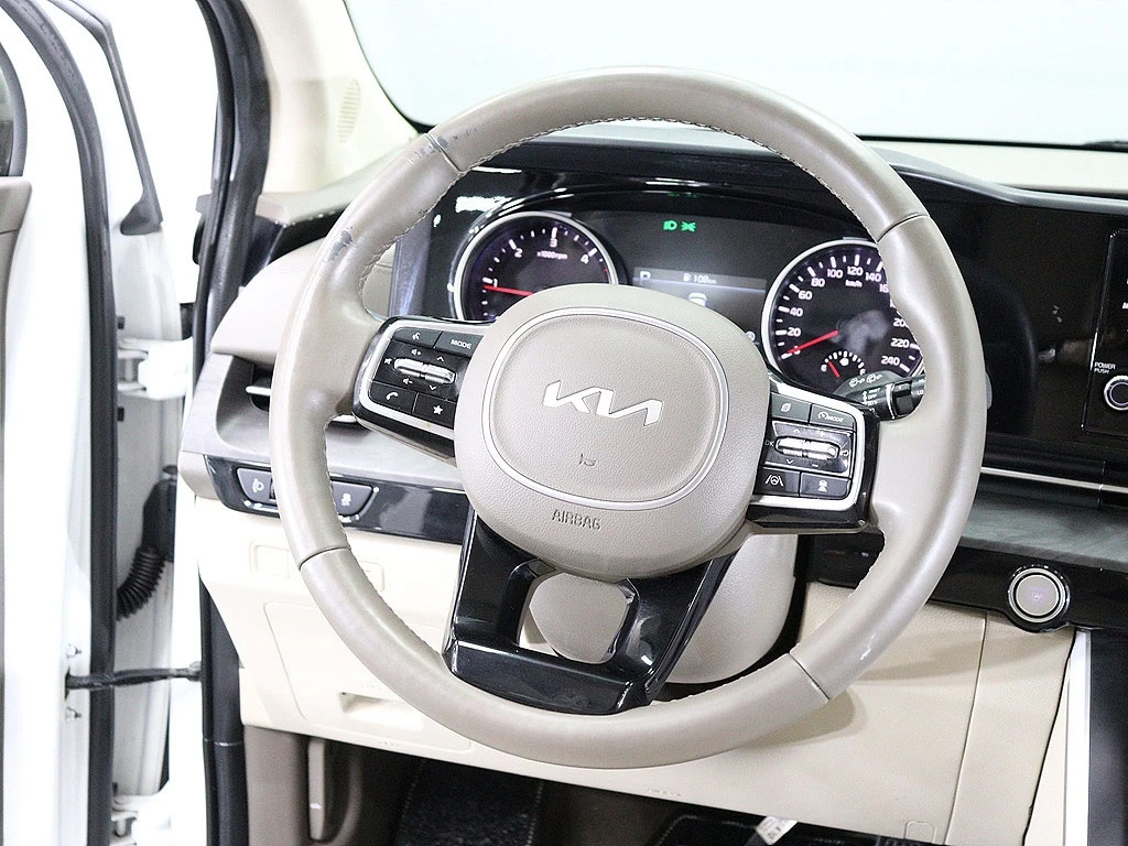 Kia Carnival ПОДГРЕВИ | ОБДУХВАНЕ | КАМЕРА, снимка 7 - Автомобили и джипове - 54839948