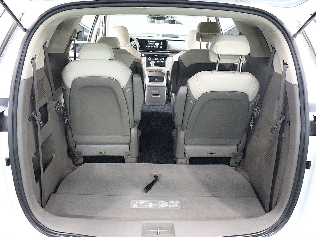 Kia Carnival ПОДГРЕВИ | ОБДУХВАНЕ | КАМЕРА, снимка 17 - Автомобили и джипове - 54839948