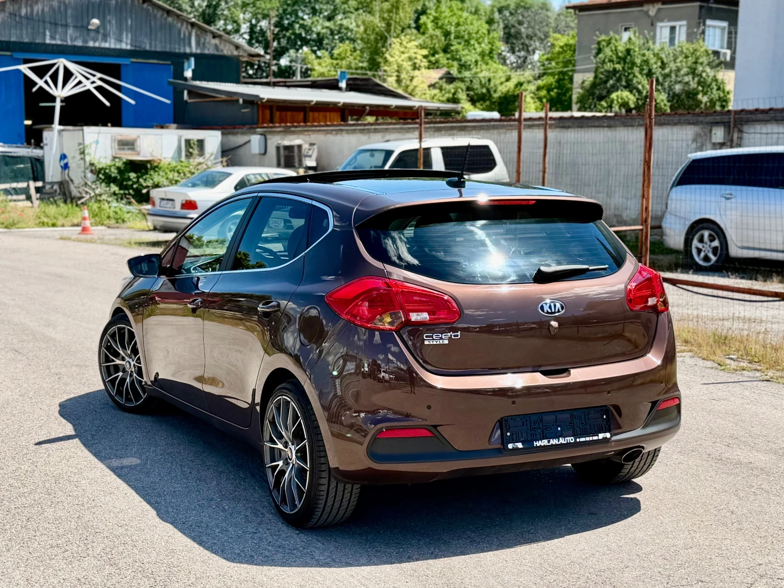 Kia Ceed 1.6i Automat Panorama Premium 153��� �� ���� ���� | Mobile.bg � ����������� 4