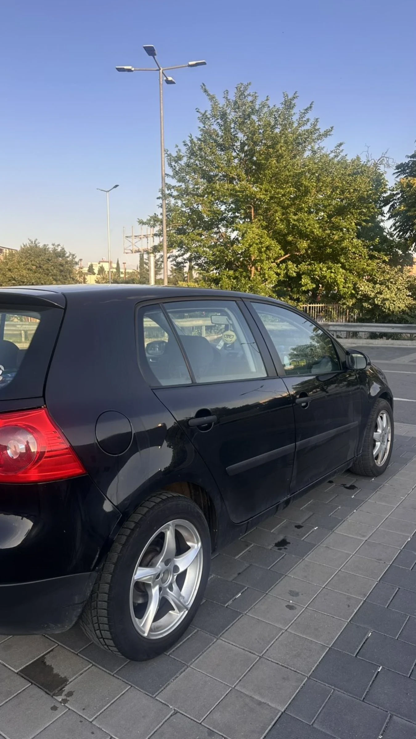 VW Golf V 1.4i, снимка 7 - Автомобили и джипове - 55073373