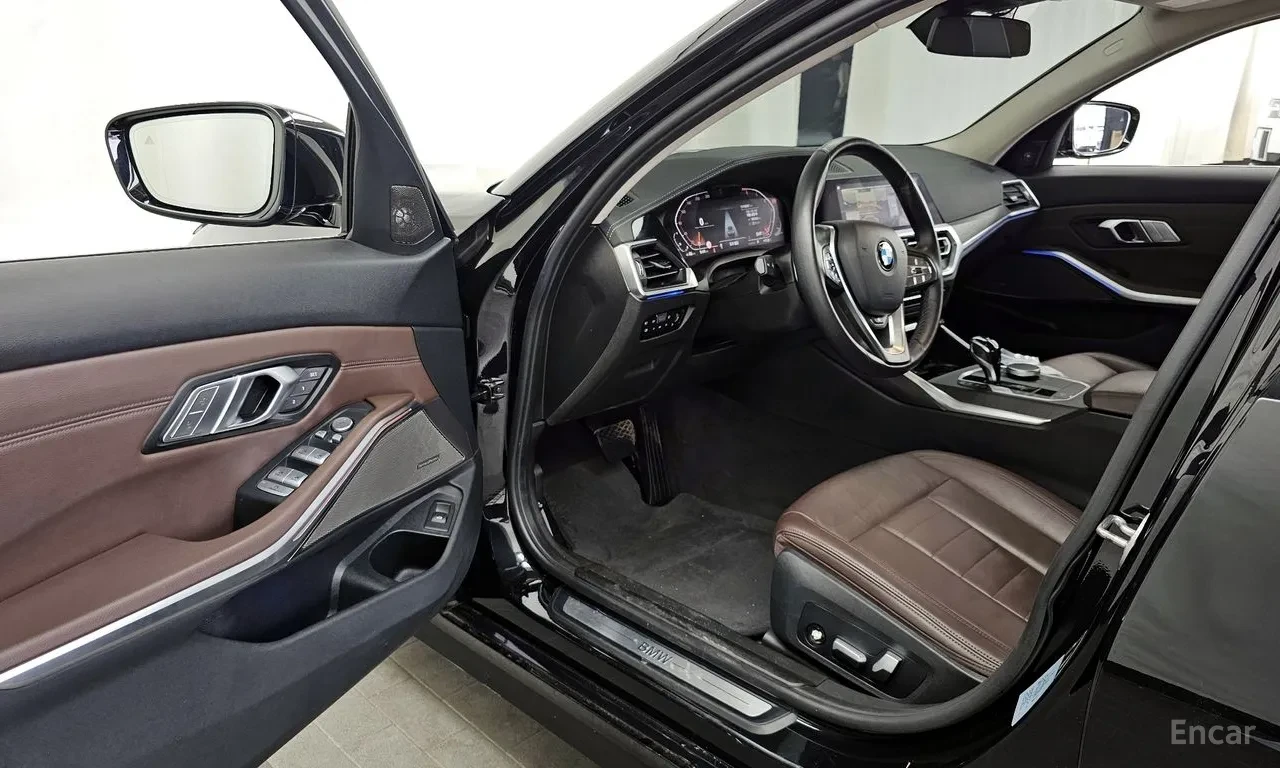 BMW 320 ЗАТ. ОГЛЕД.| BLIND SP| HARM K| HEADS UP| DIGI DASH, снимка 7 - Автомобили и джипове - 55419287
