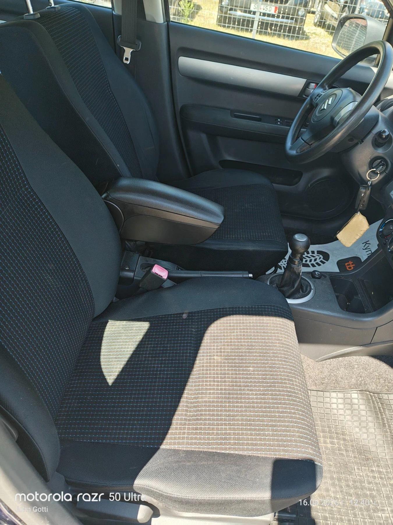 Suzuki Swift 1.5 i , 101 k.c. Klimatik , снимка 10 - Автомобили и джипове - 55679015
