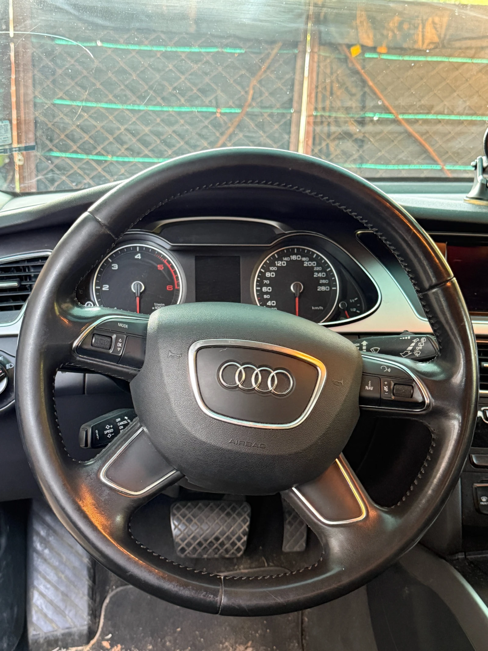 Audi A4, снимка 8 - Автомобили и джипове - 55771683