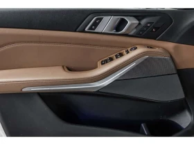 BMW X5 xDrive40i M-Sport Laser Air SUS CARFAX, снимка 9
