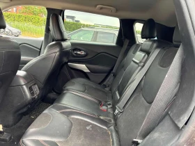 Jeep Cherokee * Trailhawk * CARFAX * ОПЦИЯ ЗА ФИНАНСИРАНЕ , снимка 16