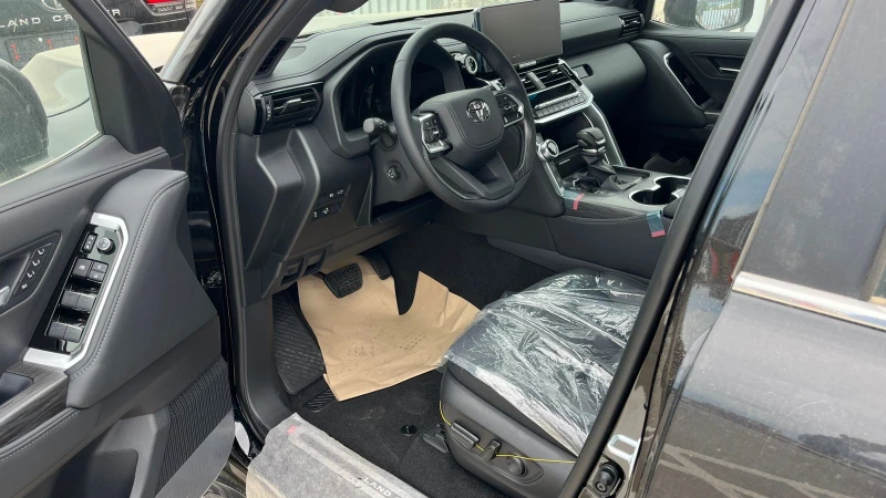 Toyota Land cruiser  300 ZX* 5- и 7- местни JBL* PANORAMA* HEAD-UP* TV, снимка 5 - Автомобили и джипове - 51352843