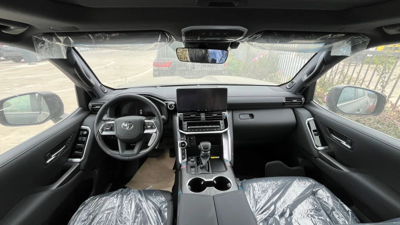 Toyota Land cruiser  300 ZX* 5- и 7- местни JBL* PANORAMA* HEAD-UP* TV, снимка 7 - Автомобили и джипове - 51352843