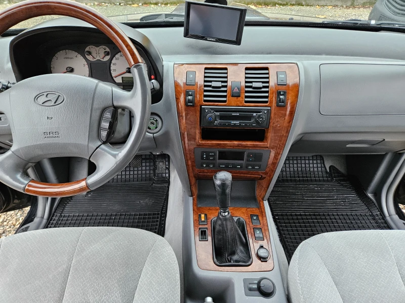 Hyundai Terracan 2.9 CRDI Facelift 4WD, снимка 16 - Автомобили и джипове - 52574608