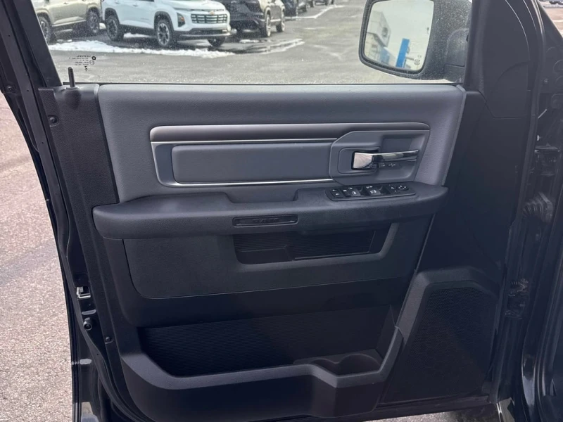 Dodge RAM 1500 * SLT * CARFAX * БЕЗ ПЪРВОНАЧАЛНА ВНОСКА, снимка 12 - Автомобили и джипове - 53023753