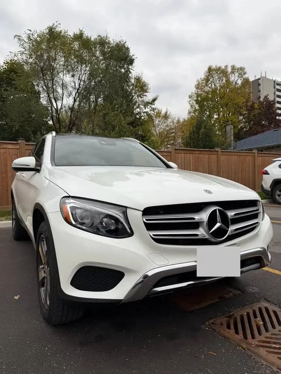 Mercedes-Benz GLC 300 * 4MATIC AWD * CARFAX * ПОНОРАМА *  - изображение 6