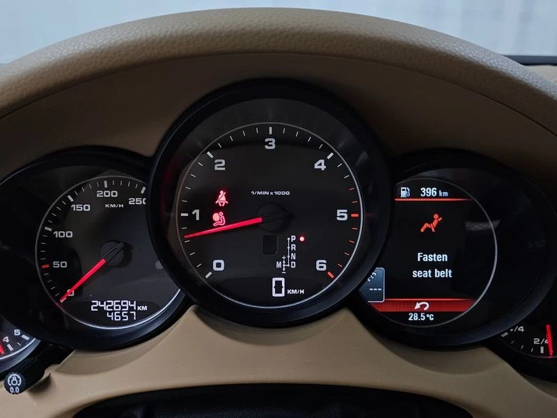 Porsche Cayenne CAS, снимка 8 - Автомобили и джипове - 56343586