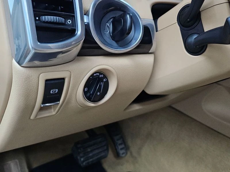 Porsche Cayenne CAS, снимка 14 - Автомобили и джипове - 56343586