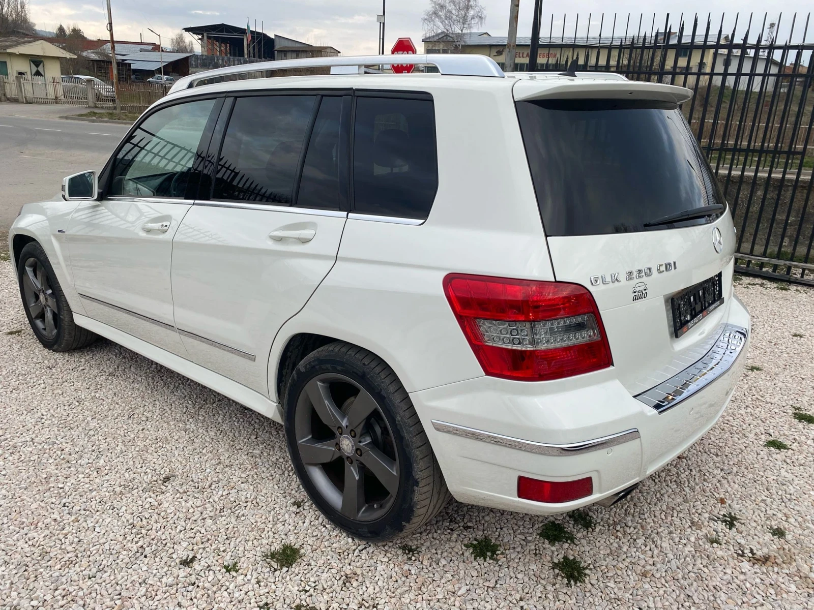 Mercedes-Benz GLK 2.2 Дизел, 4х4, Кожа, Навигация, ТОП - изображение 6