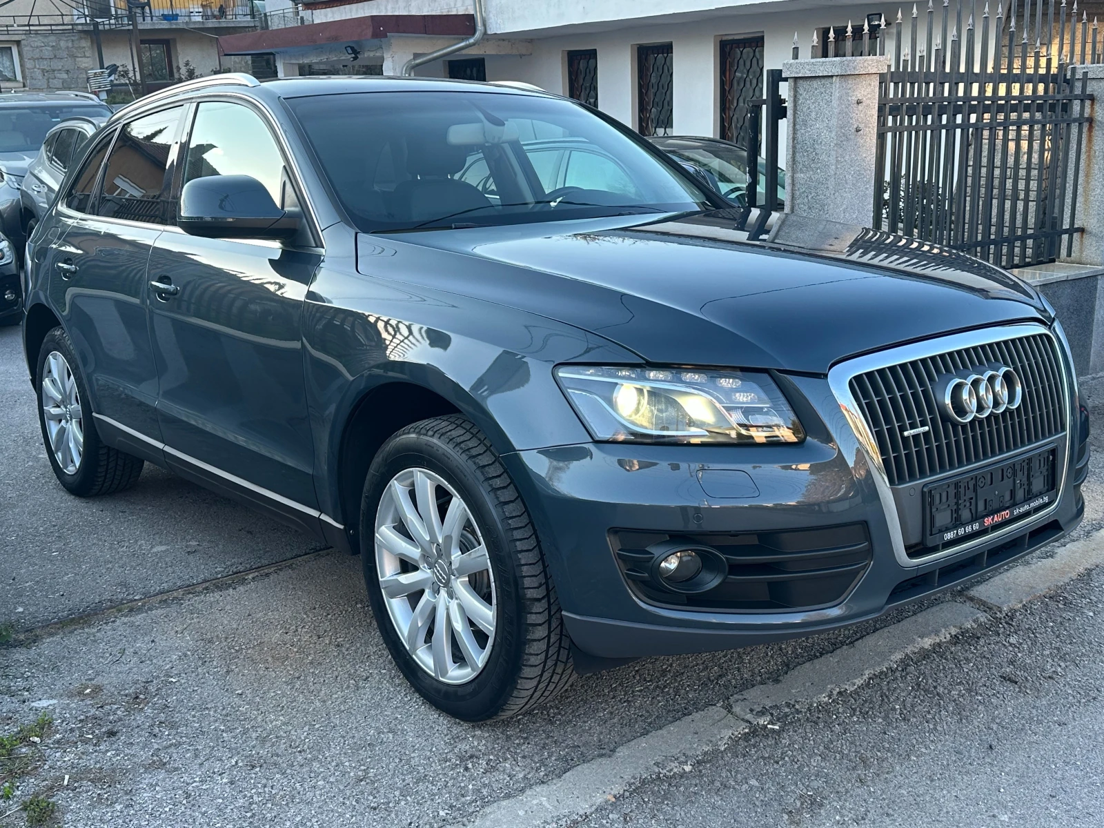 Audi Q5 2.0TDI-170k.s-4X4-LED-����-PDC-XENON-EURO5A-6��. | Mobile.bg � ����������� 3