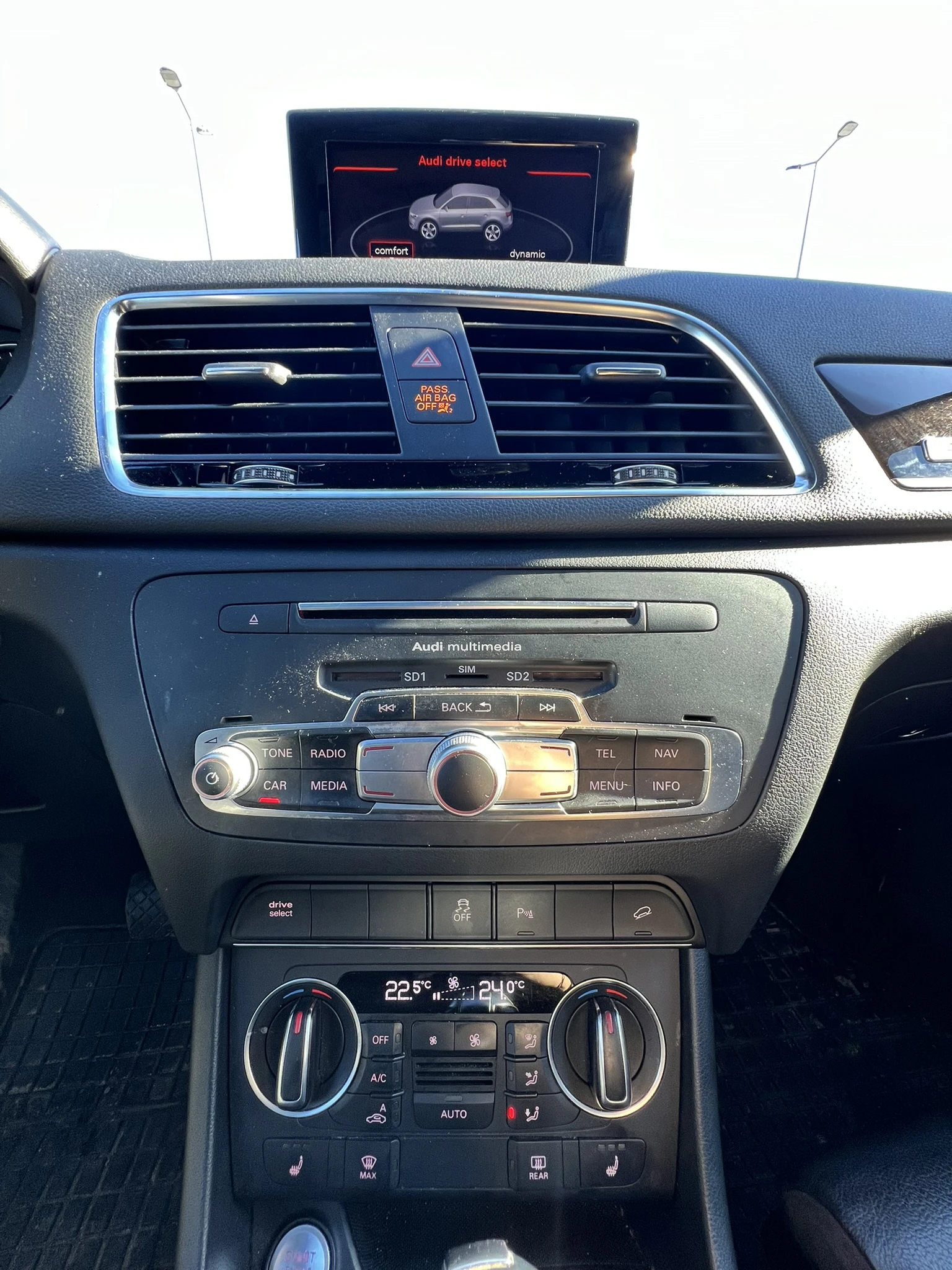 Audi Q3 2.0 TFSI PRESTIGE QUATTRO, снимка 9 - Автомобили и джипове - 54440358