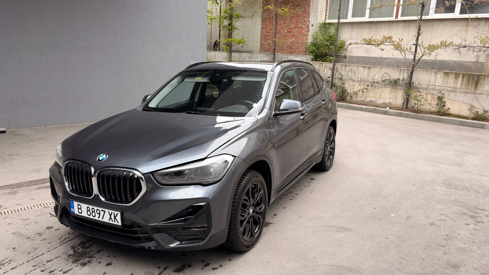 BMW X1 xDrive Facelift, снимка 2 - Автомобили и джипове - 54487447