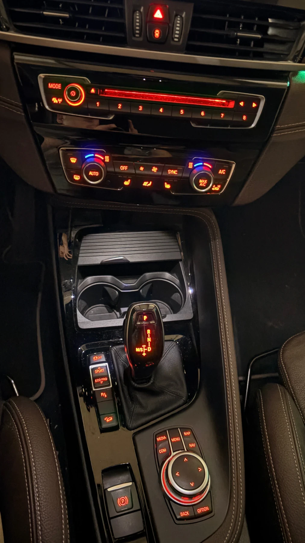 BMW X1 xDrive Facelift, снимка 13 - Автомобили и джипове - 54487447