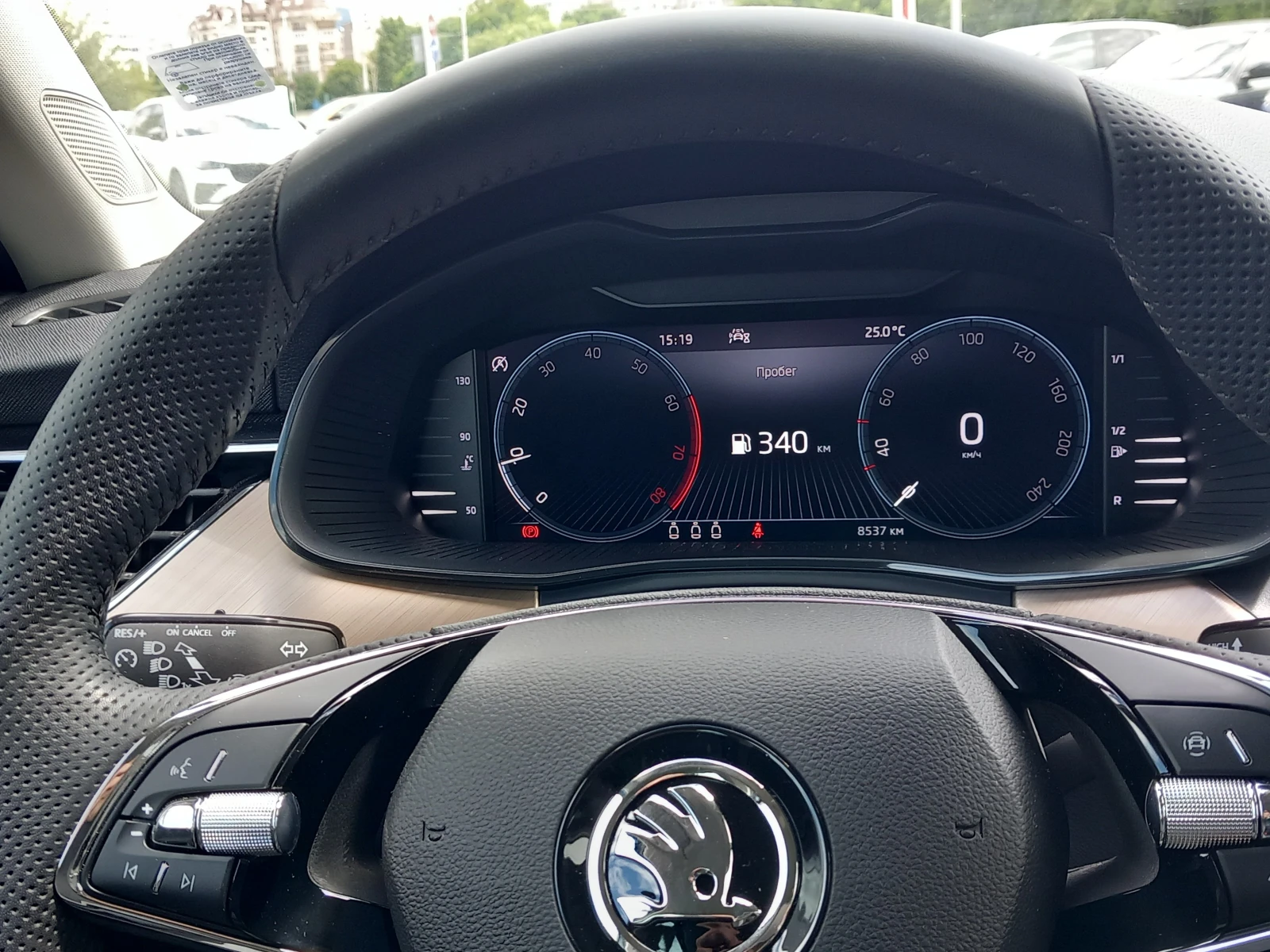 Skoda Kamiq 1.5 TSI / 6МТ, снимка 12 - Автомобили и джипове - 54893169