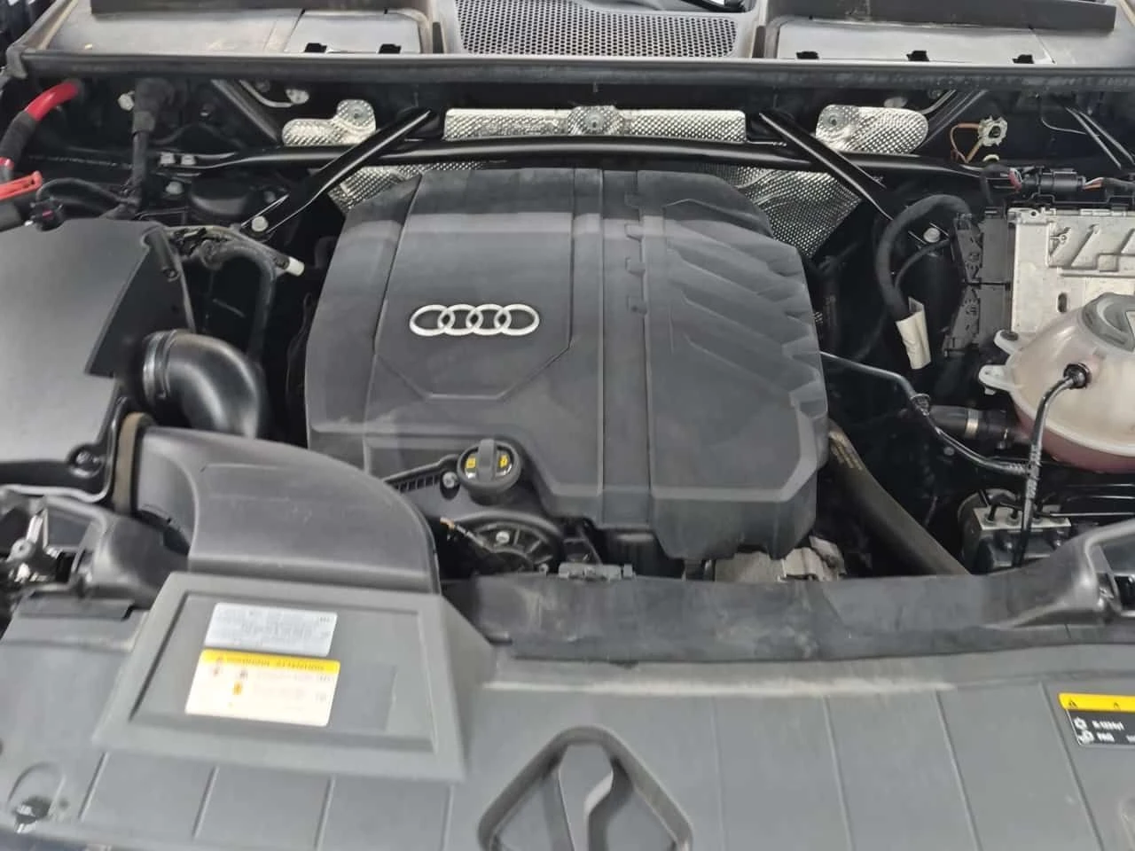 Audi Q5  S LINE PREMIUM /CARFAX/SPORTBACK, снимка 16 - Автомобили и джипове - 55143087
