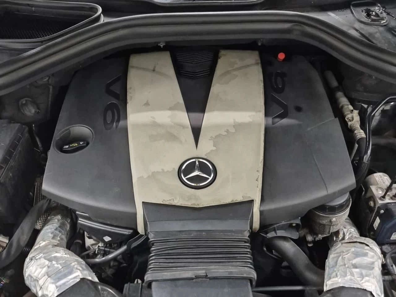Mercedes-Benz ML 350 * BLUETEC * CARFAX * ЦЕНА ДО БГ, снимка 16 - Автомобили и джипове - 55260871