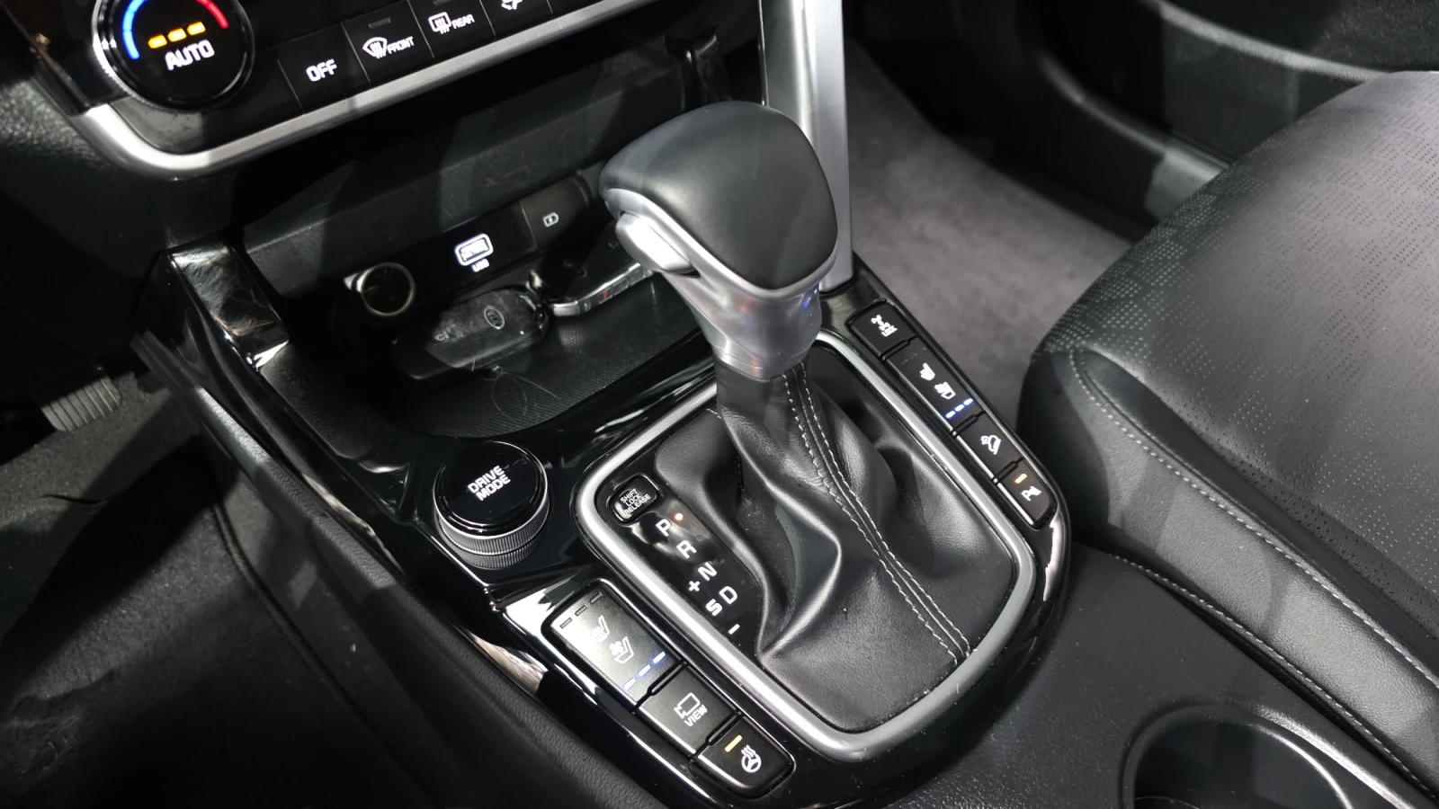 Kia Seltos 1.6* ПОДГРЕВ ВОЛАН* КРАЙНА ЦЕНА, снимка 9 - Автомобили и джипове - 55318954