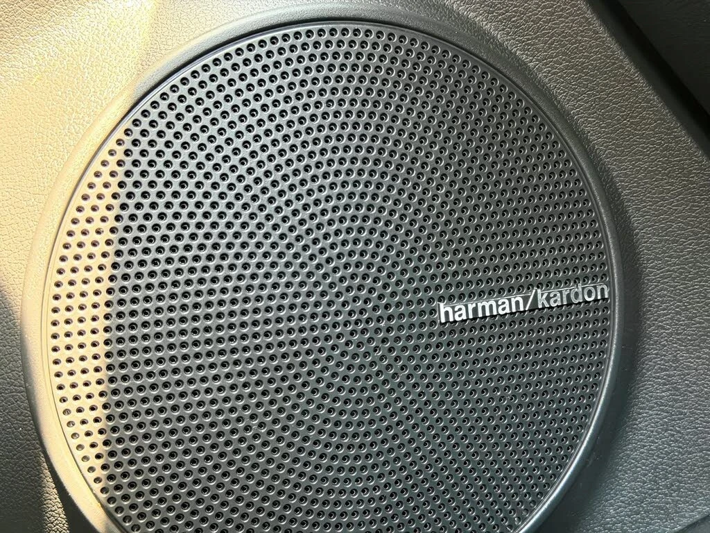Hyundai Kona ULTIMATE* DISTRONIC* HARMAN* HEAD UP* ОБДУХВАНЕ, снимка 15 - Автомобили и джипове - 55325555