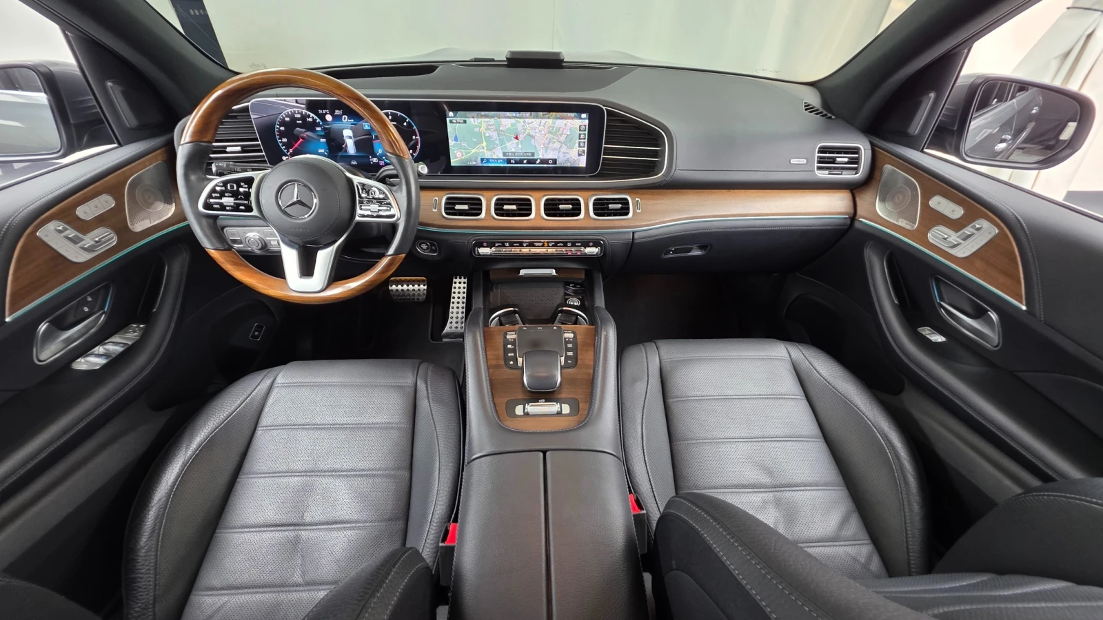Mercedes-Benz GLS 400 d, снимка 7 - Автомобили и джипове - 55786353