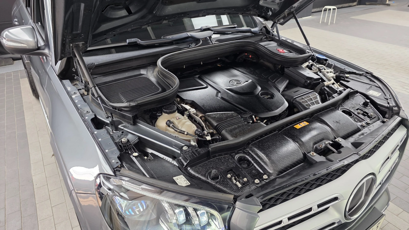 Mercedes-Benz GLS 400 d, снимка 6 - Автомобили и джипове - 55786353