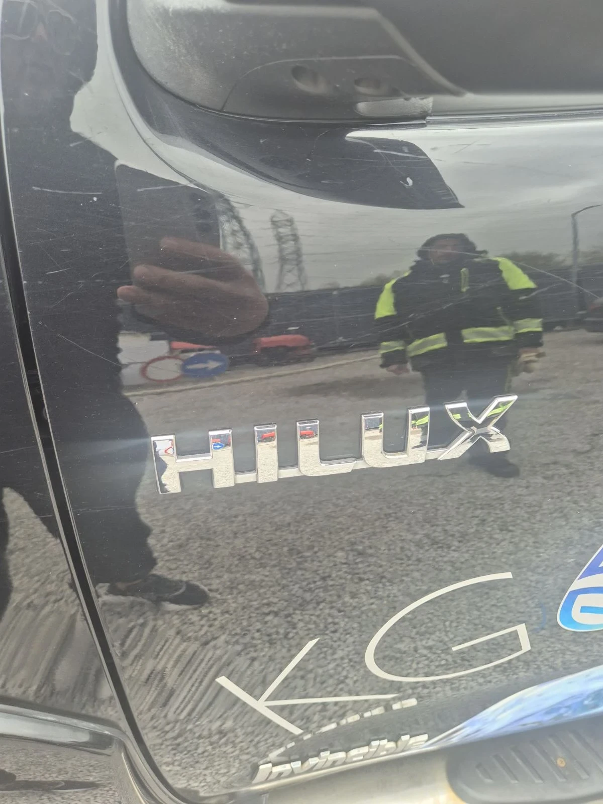 Toyota Hilux 3.0d, снимка 7 - Автомобили и джипове - 56657706