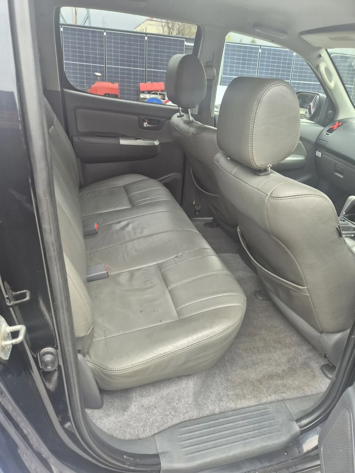 Toyota Hilux 3.0d, снимка 6 - Автомобили и джипове - 56657706