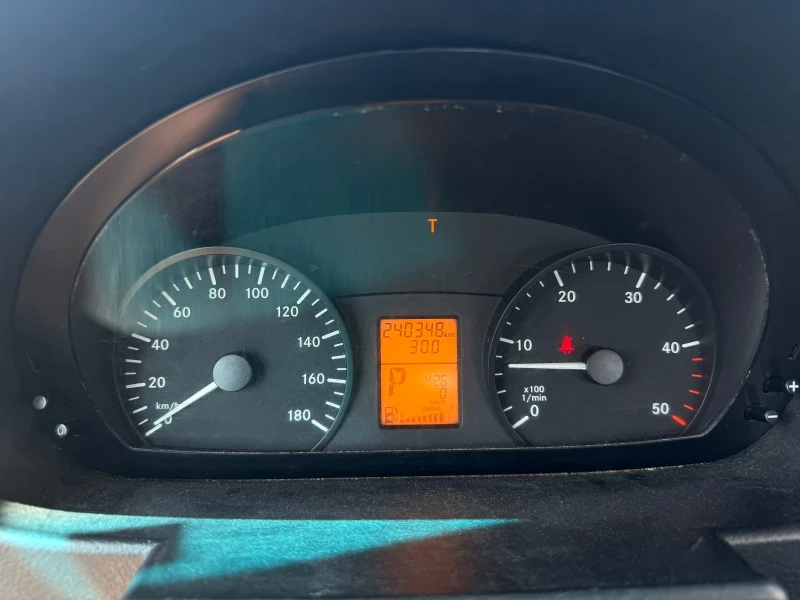 Mercedes-Benz Sprinter 519 , 4x4 , Бордови 5.50 м. Каросерия, снимка 11 - Бусове и автобуси - 50788787