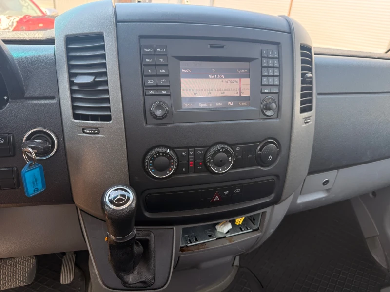 Mercedes-Benz Sprinter 519 , 4x4 , Бордови 5.50 м. Каросерия, снимка 13 - Бусове и автобуси - 50788787