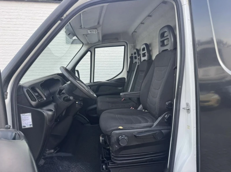 Iveco Daily 35S13V 2.3 , H3 L , КЛИМА , ТЕМПОМАТ , 225.000КМ, снимка 5 - Бусове и автобуси - 52844772